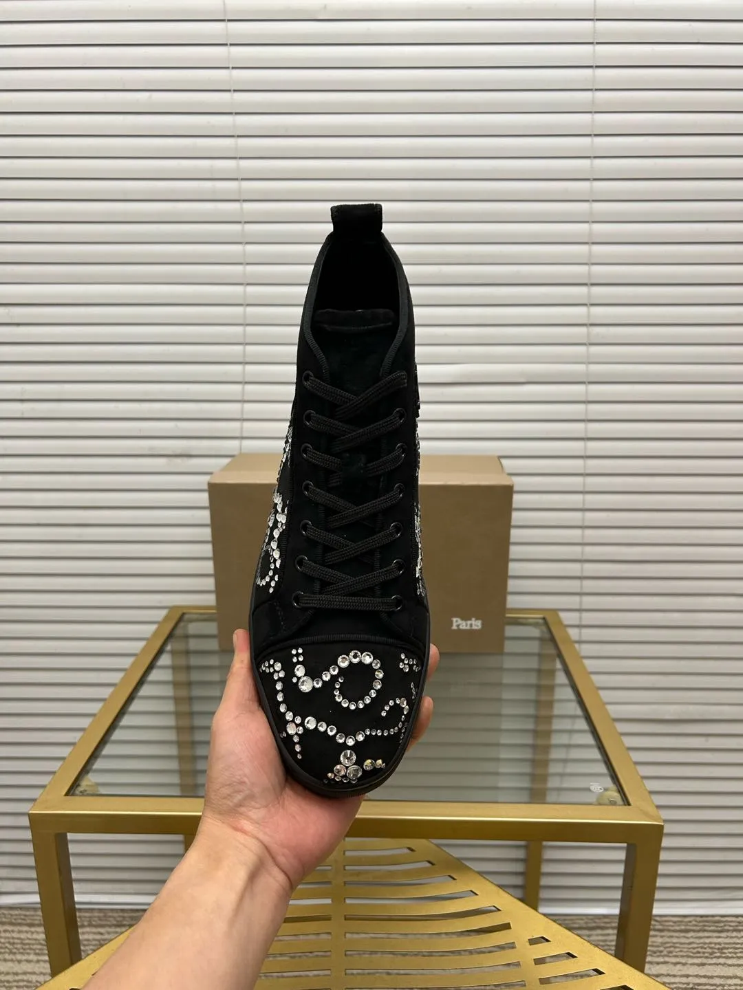 (Customized model) Ex-factory price is 580. christian louboutin (CL red sole shoes) counter series, casual sneakers for couples 📢 📢 📢 Exclusive hot style release 🎈🎈💪 Movable latex feet 👻 Finished outsole line [Proud] 😝Female 35-40# Male 38#-46, global supply😝 [Top version]: Original imported genuine leather upper, top original leather lining, original molded TPU outsole, original 1:1 detail processing, original shoe last,